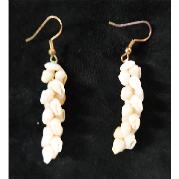 Niihau White Momi Kipona Earrings 1.5"L