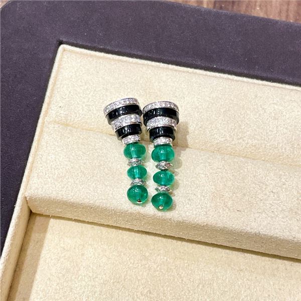18K Gold Emerald Earrings