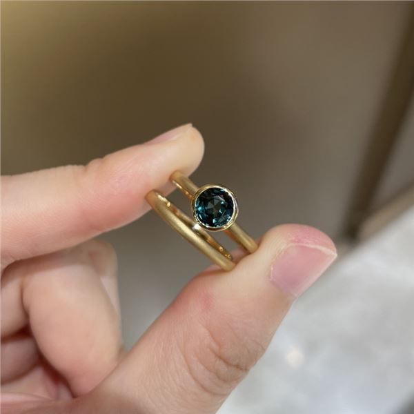 18k Gold Green-Blue Sapphire Ring Set