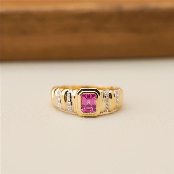 18K Gold Pink Sapphire Ring