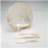 Image 4 : 4pc Mother of Pearl Natural Shell Plate and Utensil Set