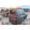 Image 3 : 1950s Pickup Truck Cab
