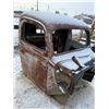 Image 2 : 1950s Pickup Truck Cab