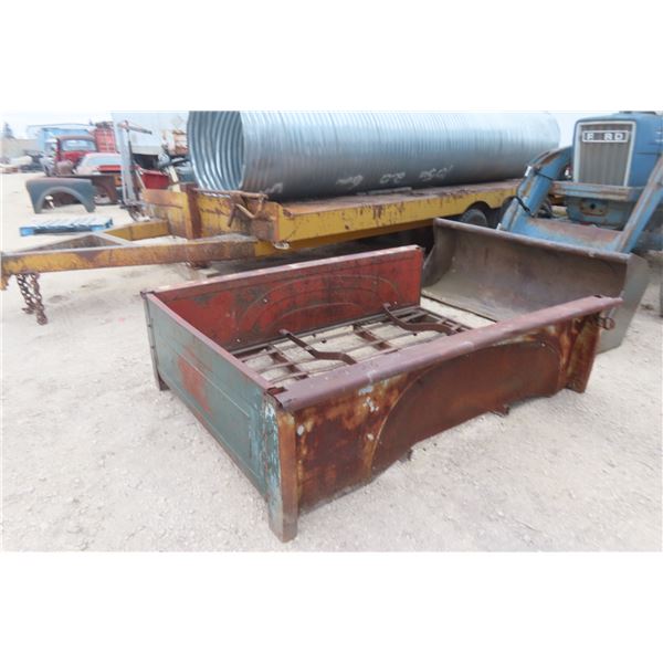 1940s–1950s Truck Box