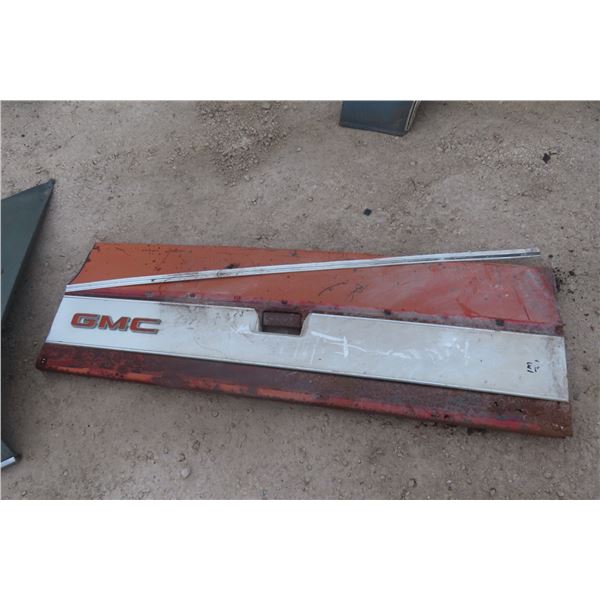 GMC Tailgate