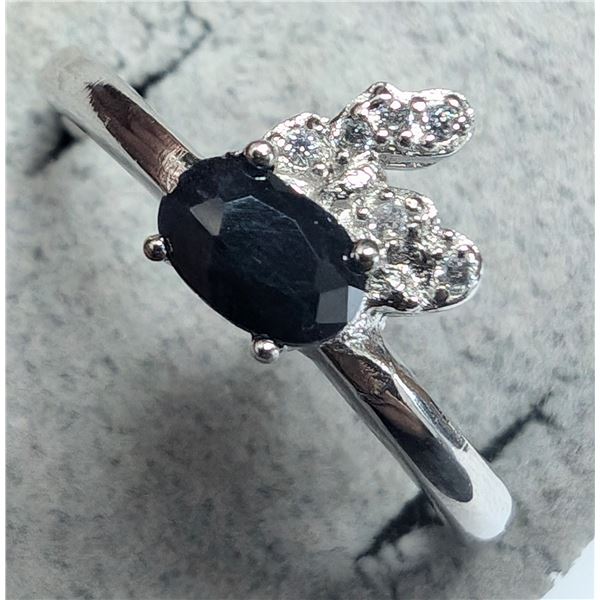 SILVER SAPPHIRE RING