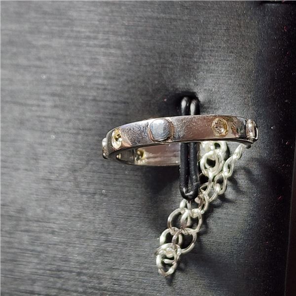 SILVER CUBIC ZIRCONIA RING (~SIZE 6)