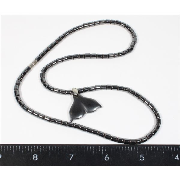 WHALE TAIL PENDANT BARREL BEADED NECKLACE