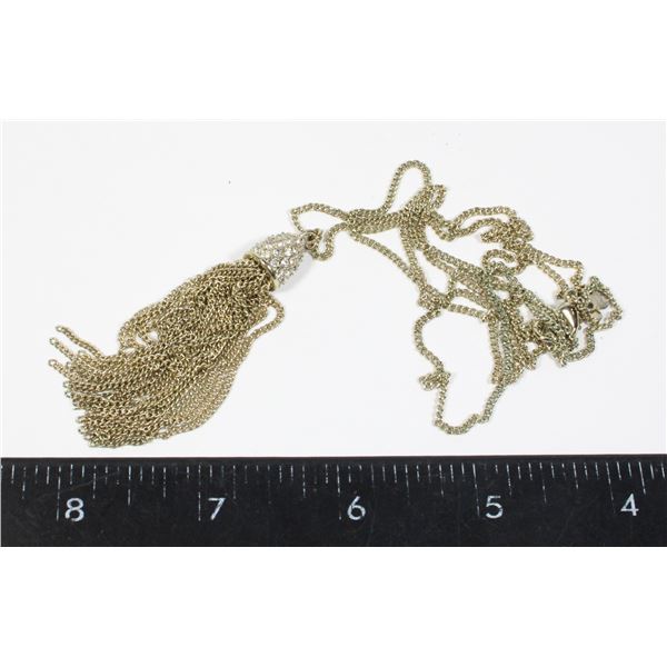 ANN TAYLOR TASSEL NECKLACE