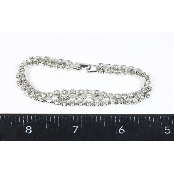 SILVER TONE RHINESTONE BRACELET