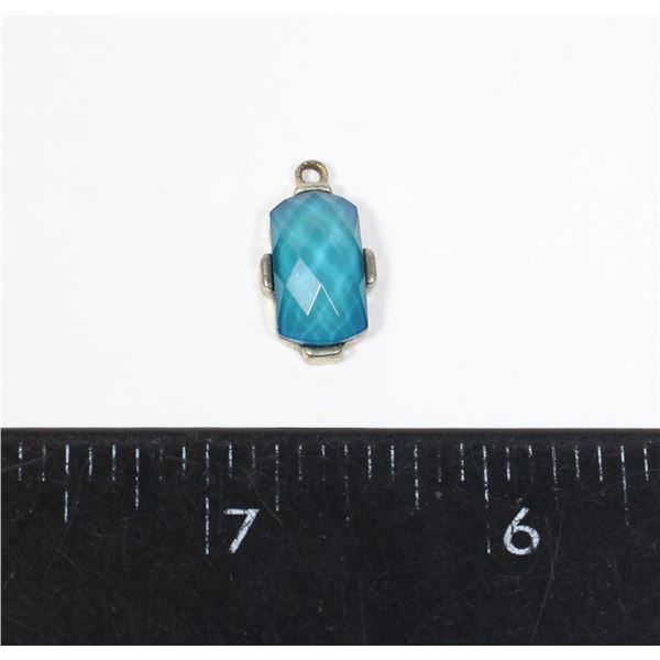 BLUE CRAVED PENDANT