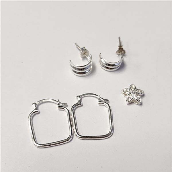SILVER 2 EARRING AND 1 PENDANT SET