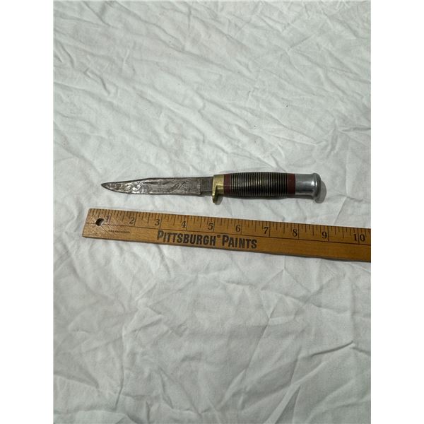 Knife made in England