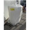 Image 1 : 4' x 750' bubble wrap 3/16 inch thick