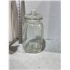 Image 1 : Large vintage ribbed jar