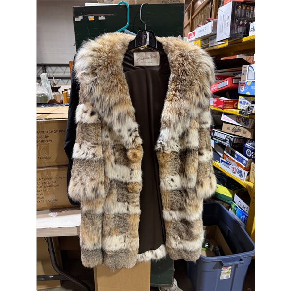 Fur salon Eaton's of Canada coat