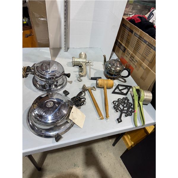 Vintage kitchen items