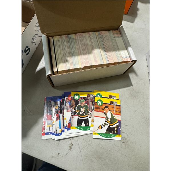 Pro 1990 hockey cards