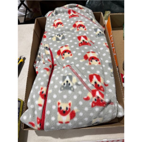 Onesie size medium, medium