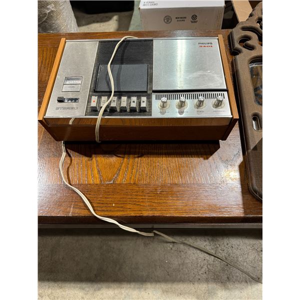 Phillips 2401 stereo