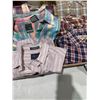 Image 3 : Shirts medium /small