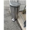 Image 1 : Simple human step garbage can