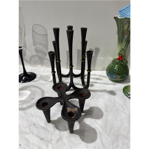 Cast-iron candleholders