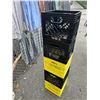 Image 1 : Milk crates
