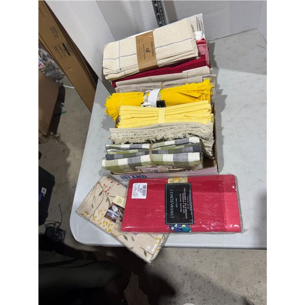 Assorted linen napkins
