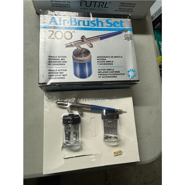 Airbrush kit