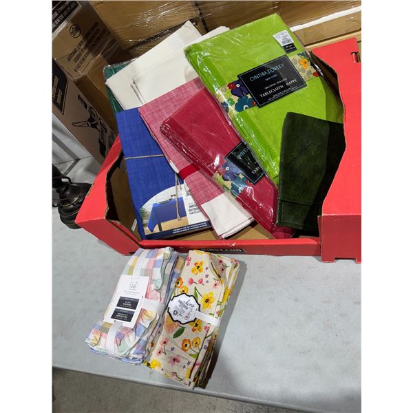New linens, tablecloths, and napkins