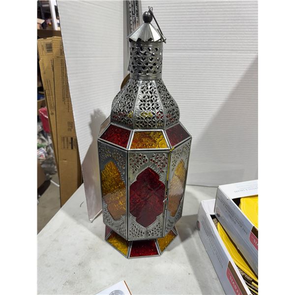 Candle lantern