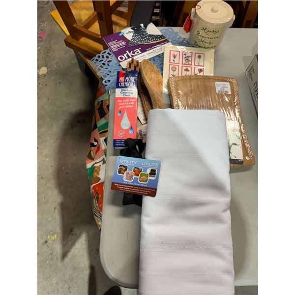 Kitchen items, sink mat, kitchen, cloth, herb jar, etc.