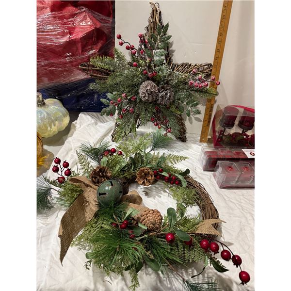 Wreath  and star decor