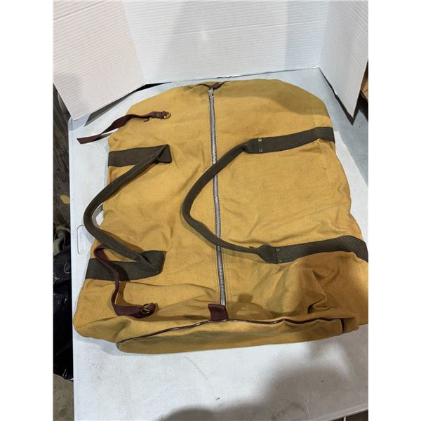 Canvas duffel bag