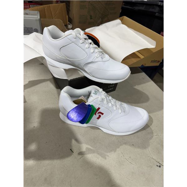 New women's size 9 shoes