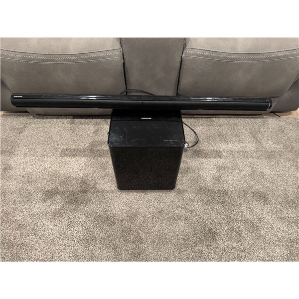 Samsung HW-E550 speaker