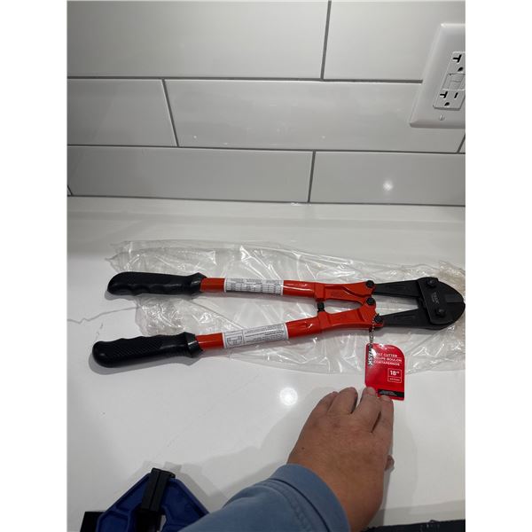 New Task 18" bolt cutters