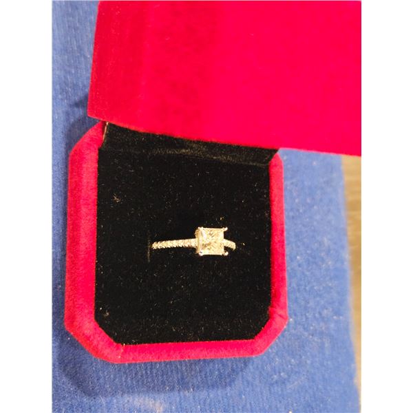 1.00ct moissanite ring- size 6.25. See description