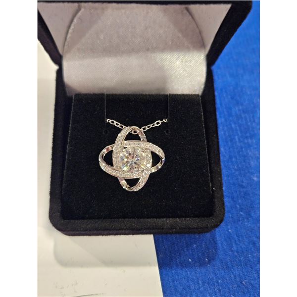 1.00ct dual ovals pendant. see description