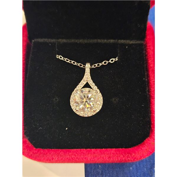 2.00ct tear drop pendant. See description