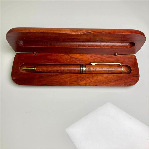 Royal Canadian Mint Wood Pen Set