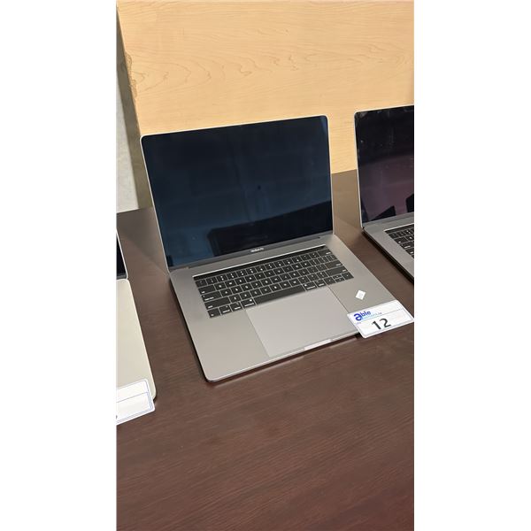 APPLE MACBOOK PRO 15-INCH WITH RETINA DISPLAY - NO POWER SUPPLY