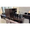 Image 2 : DARK WOOD BOW FRONT 6' X 6' LH EXECUTIVE L-SHAPE DESK W/ HUTCH