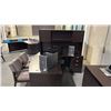 Image 3 : DARK WOOD BOW FRONT 6' X 6' LH EXECUTIVE L-SHAPE DESK W/ HUTCH