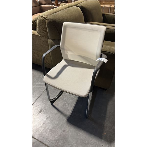 BEIGE PROJEK  CLIENT CHAIR