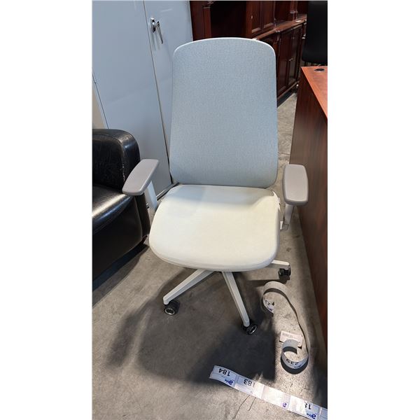 GRAY DEMETER MID-BACK CHAIR