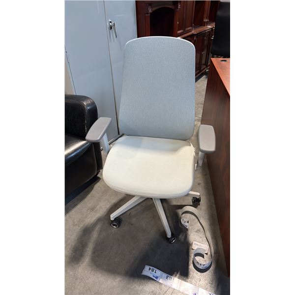 GRAY DEMETER MID-BACK CHAIR