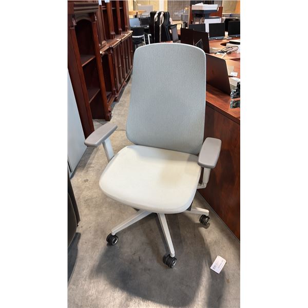 GRAY DEMETER MID-BACK CHAIR
