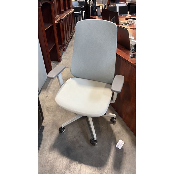 GRAY DEMETER MID-BACK CHAIR